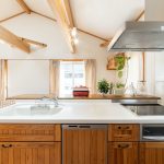 System kitchen designed with wood